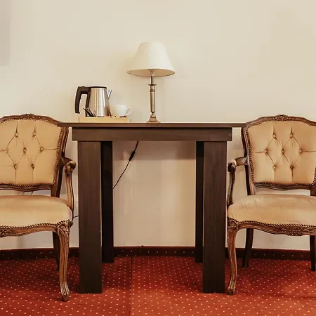 Hotell Korona 3*